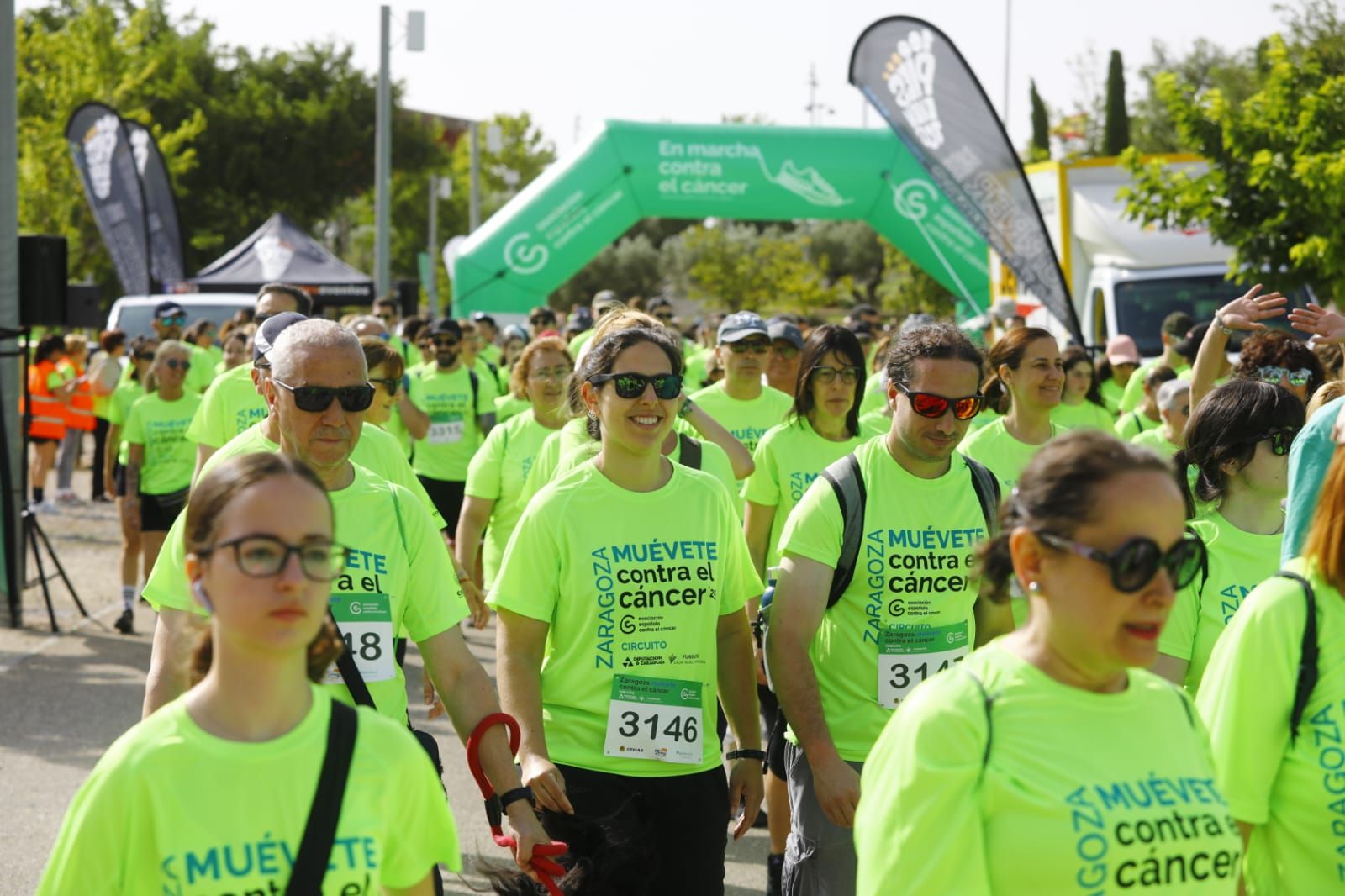 En imágenes | Miles de personas corren contra el cáncer en el Parque del Agua de Zaragoza