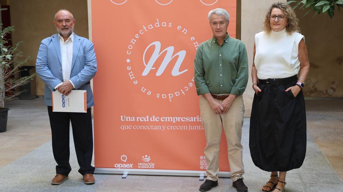 Fernando Segador, Manuel Gómez e Inmaculada Marín.