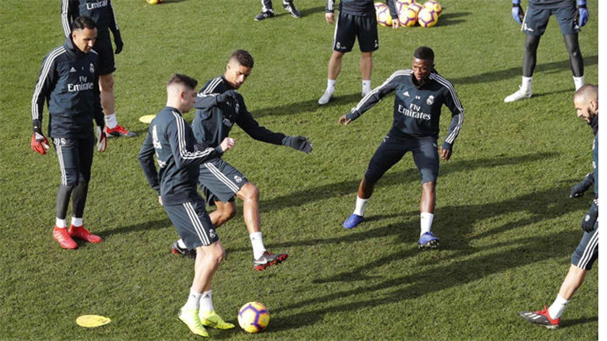 El Real Madrid prepara el encuentro ante el Huesca