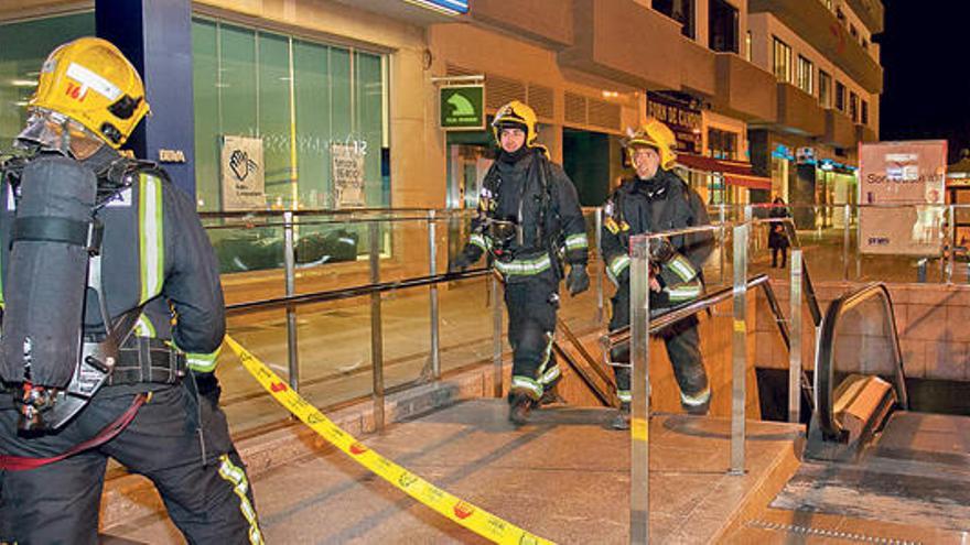 Retiran un vagón del metro de Palma tras otra alarma por un fuerte olor