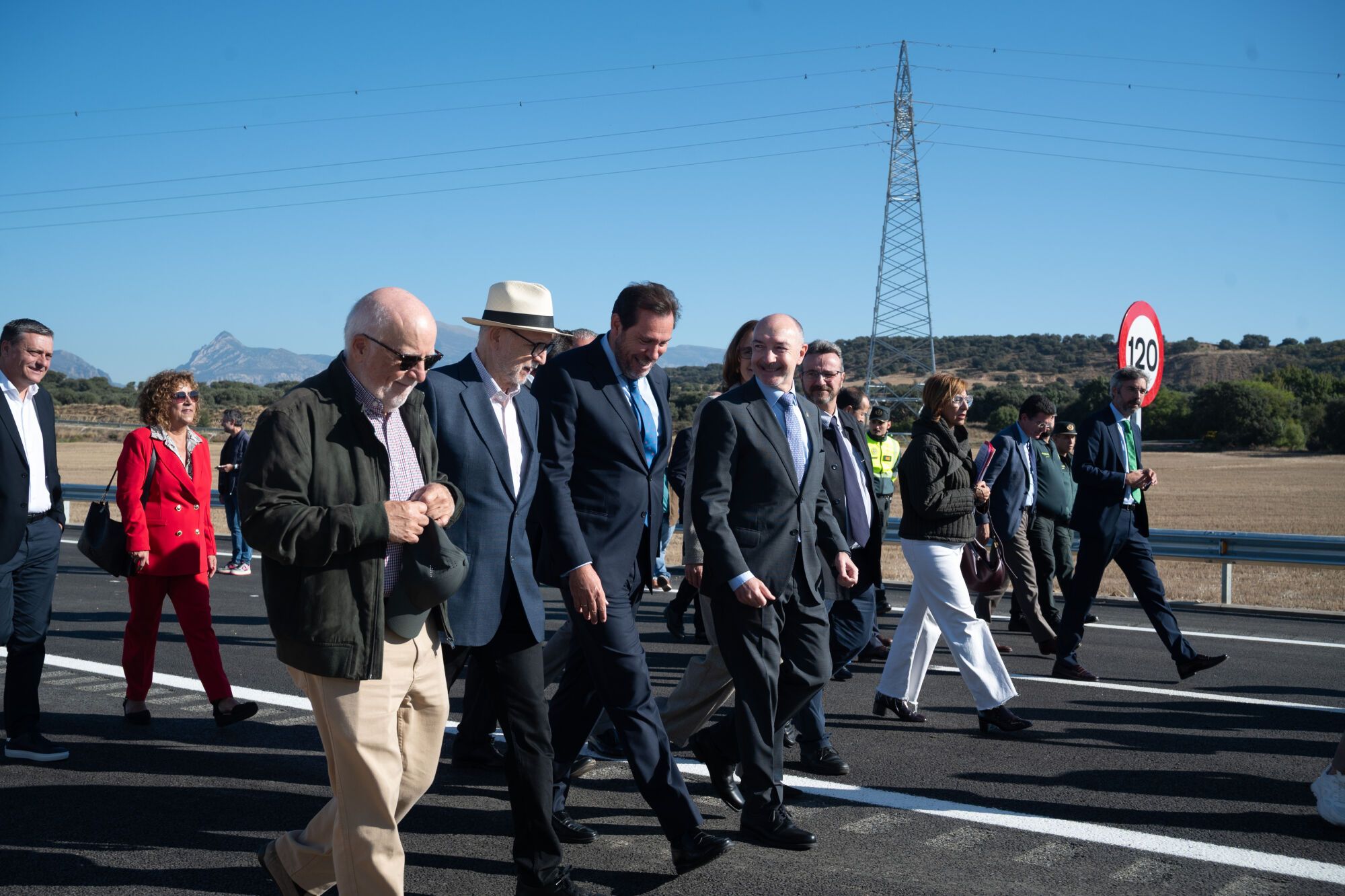 Inauguración del tramo de la A-22 entre Huesca y Siétamo