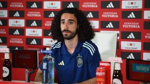 El jugador de la selección española, Marc Cucurella, durante la rueda de prensa en Badajoz.