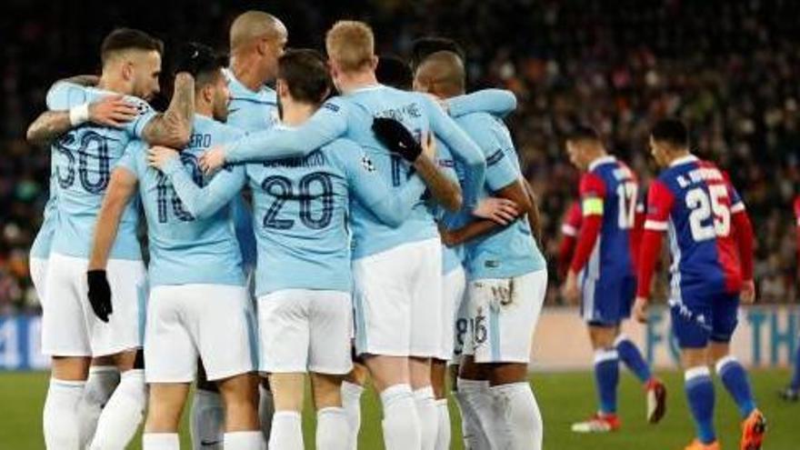 Els jugadors del Manchester City gaudeixen de les victòries, com l&#039;aconseguida dimarts a Basilea