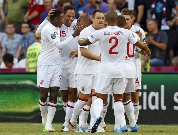 El partido Francia 1 - Inglaterra 1, en imágenes