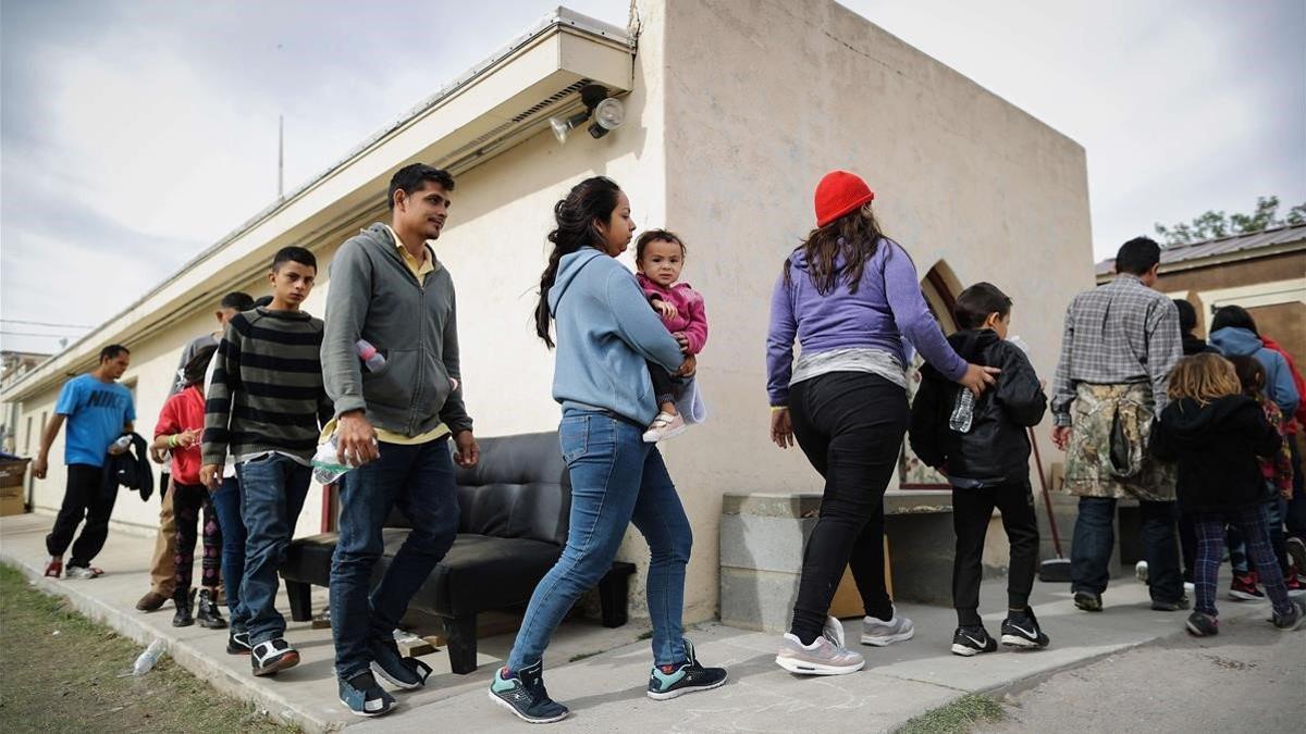 Solicitantes de asilo en la localidad de Las Cruces, Nuevo México.