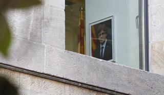 Puigdemont y cinco 'exconsellers' estudian pedir asilo en Bélgica