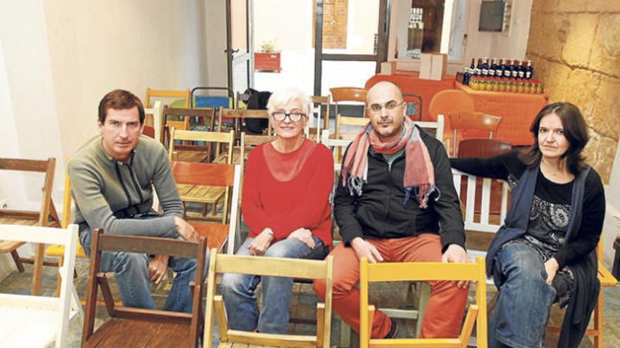 Jorge Luis Morales, Luz Pichel, Rafael Martín y Eva Chinchilla antes de la presentación.