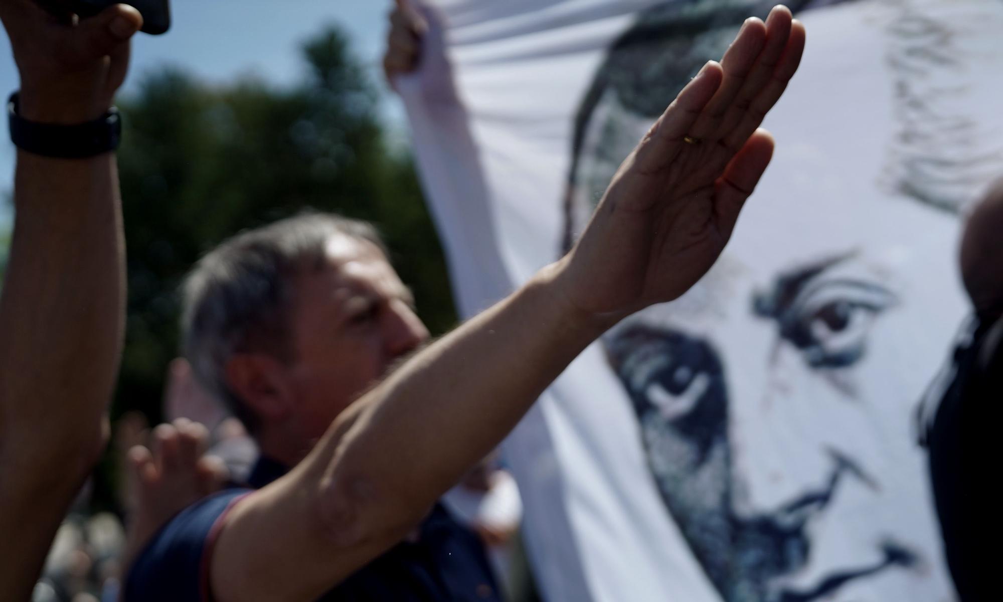 Falangistas protagonizan incidentes en Madrid por el traslado de los restos de José Antonio Primo de Rivera