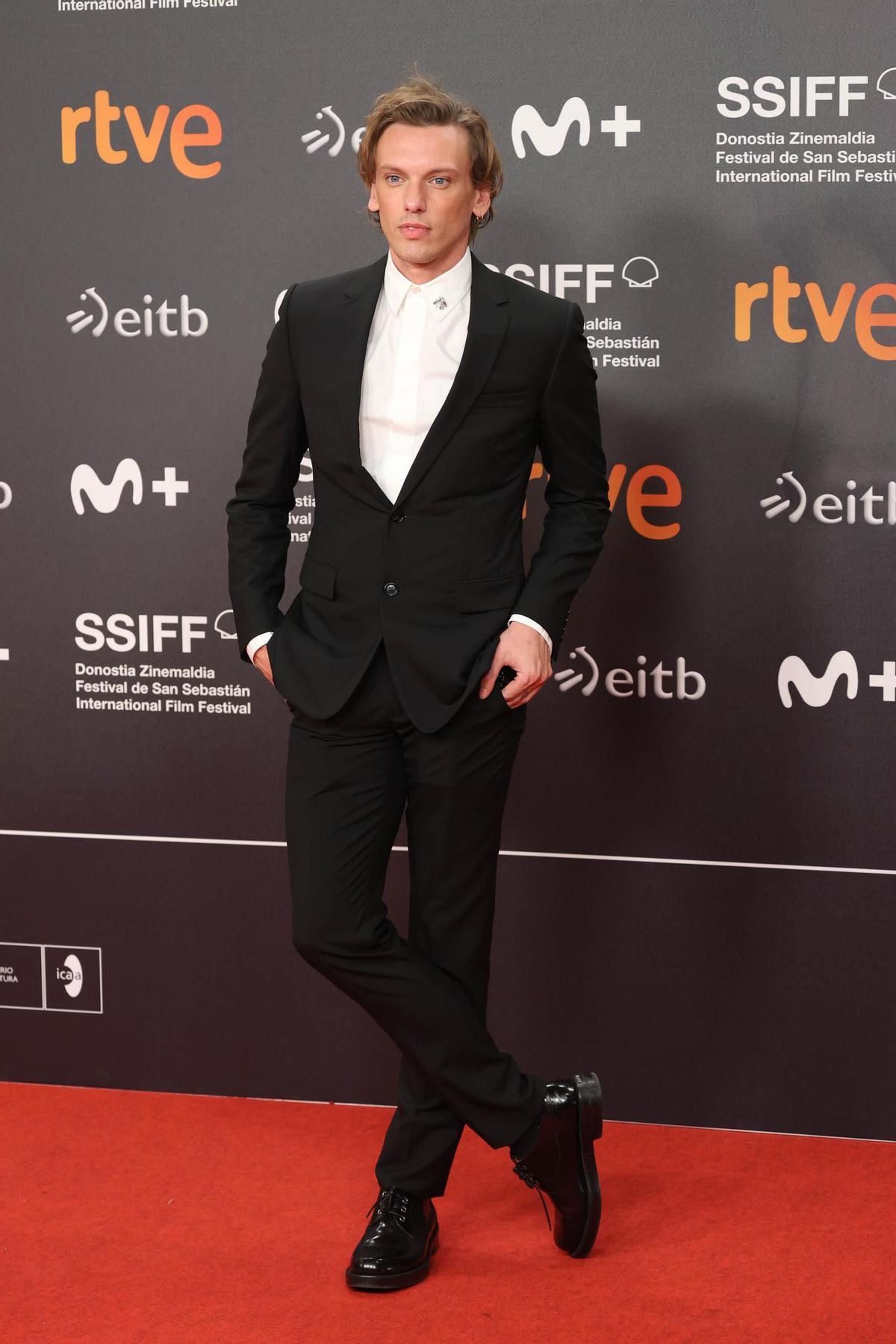 Jamie Campbell Bower, en la alfombra roja del Festival de cine de San Sebastián.