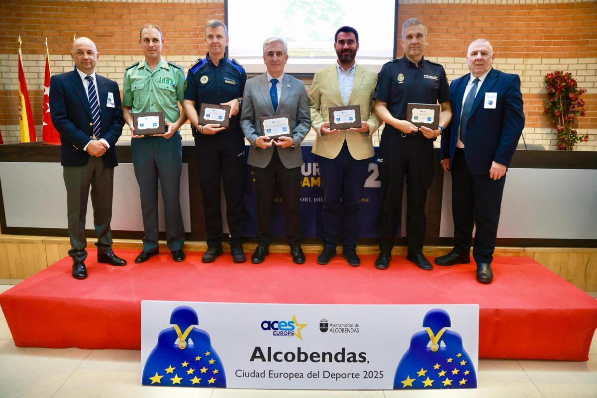 Miembros de la Asociación Téctica de la Policía y participantes en Eurogames 112