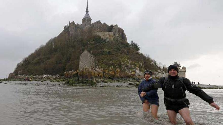 La &#039;súper marea&#039; aísla Saint Michel