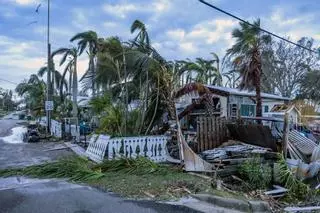 El azote de Milton en Florida fuerza el rescate in extremis de decenas de personas