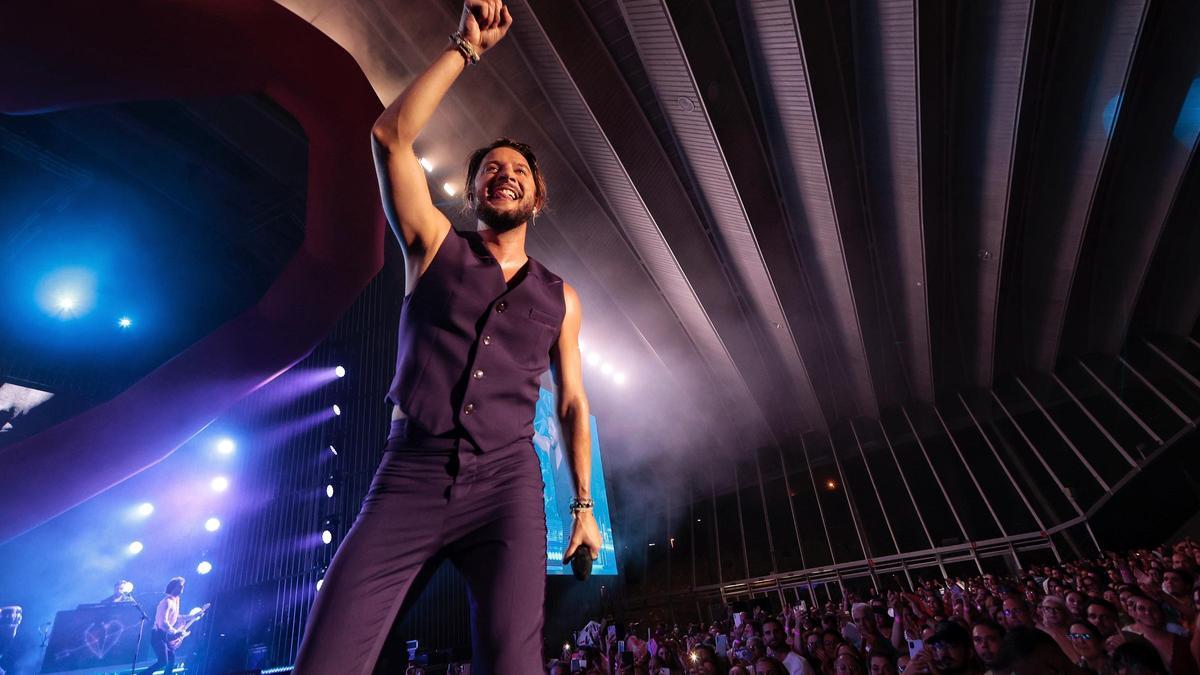 Un momento del concierto de Manuel Carrasco en Tenerife.