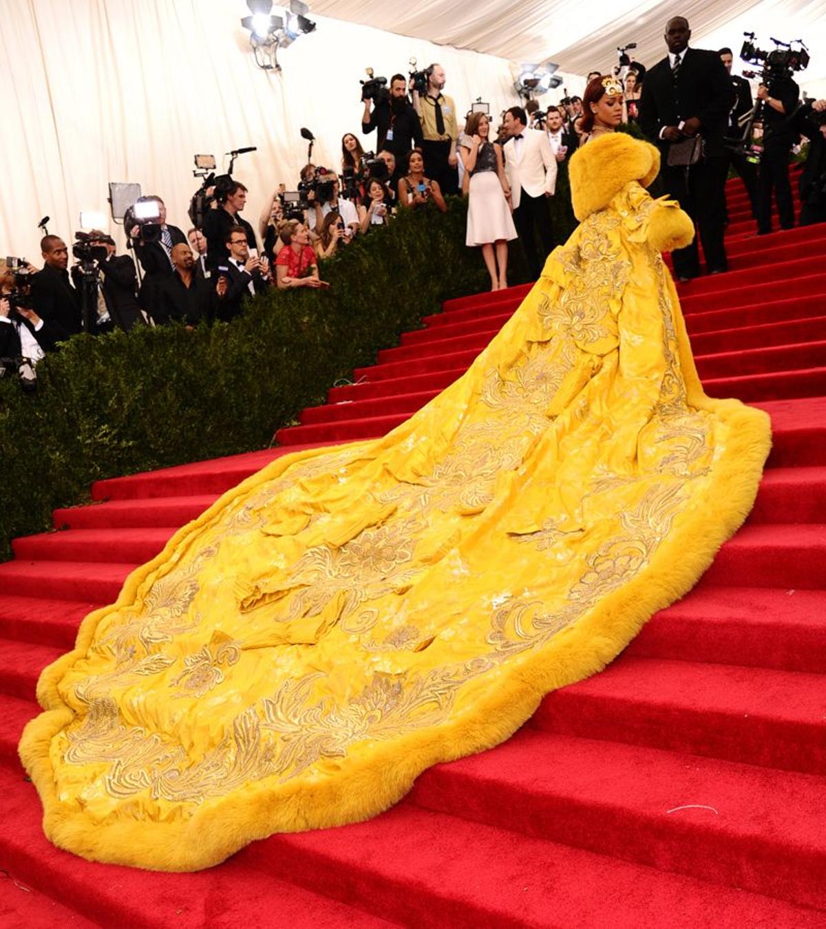 Rihanna en la gala MET 2015