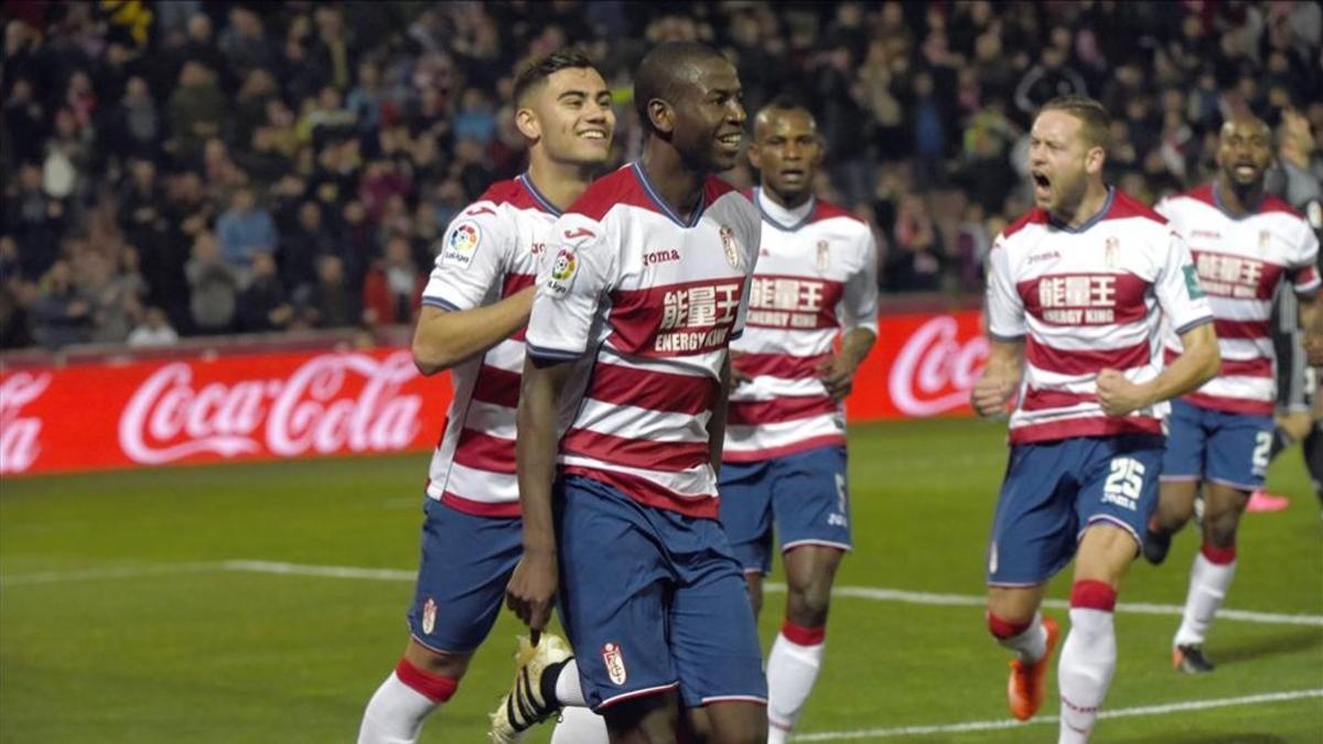 Adrián Ramos es el buque insignia del Granada en su objetivo de regresar a la Liga Santander