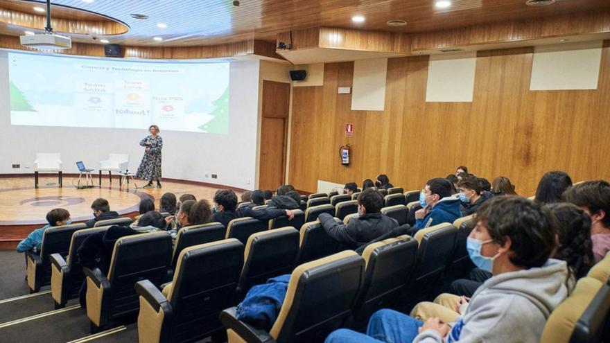 La Tecnópole anima a alumnas de ESO a cursar estudios científicos