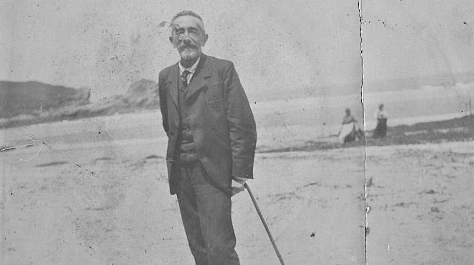 Genaro García-Alas, en Salinas, hacia 1915.