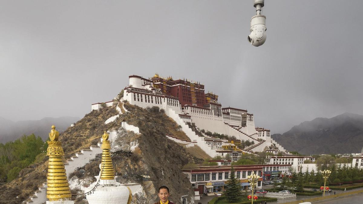 Mirador de Lhasa. Al fondo, el Palacio de Potala