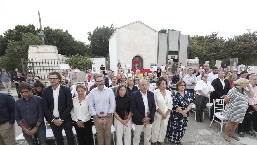 Del silencio de las fosas al Columbari de la Dignitat: "Que la tierra os sea leve; no os olvidaremos nunca"