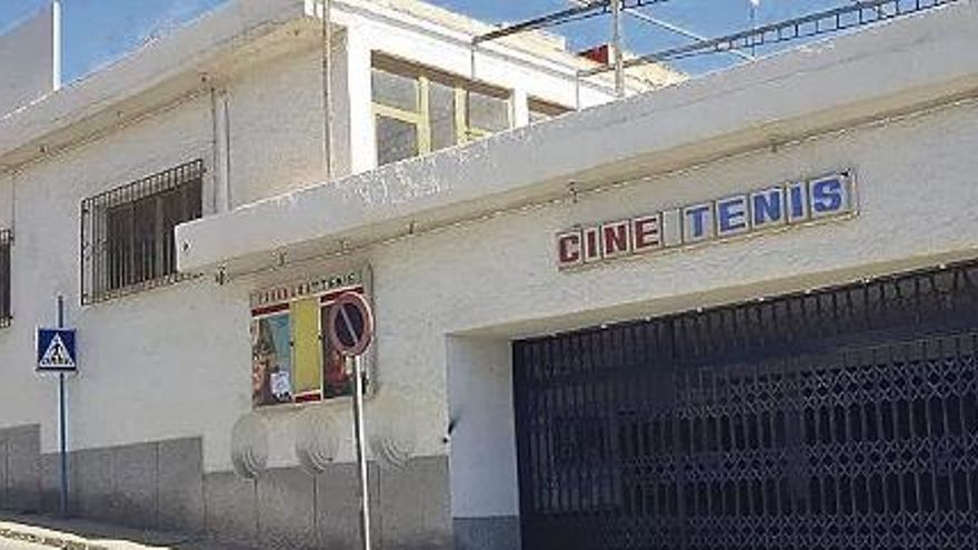 Adiós, cine Tenis