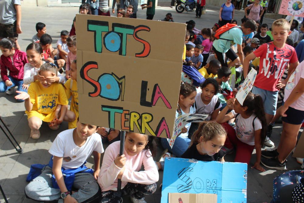 Escolars de Figueres contra el canvi climàtic