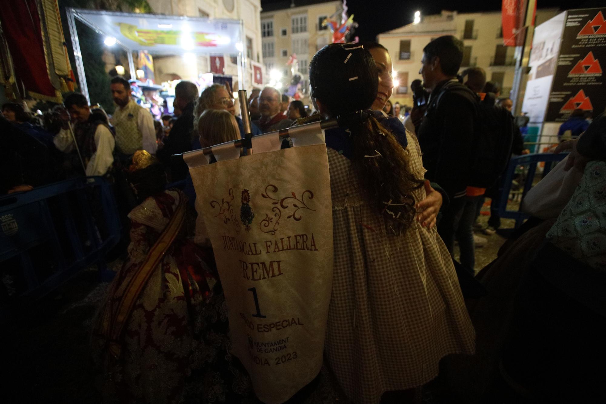 Todas las fotos de la entrega de premios falleros de Gandia