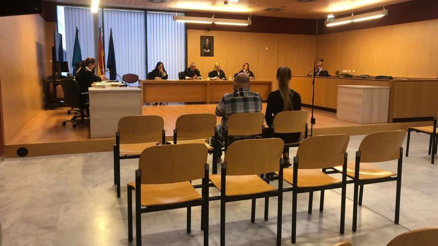 Condena de tres años y medio de cárcel por estafar 93.000 euros al Consell de Ibiza