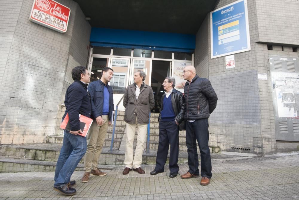 Instan a Marea a avanzar en el proyecto de instalación de un centro de salud en el mercado de Santa Lucía.