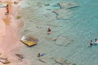 El paraíso del snorkel: así es la cala con las aguas más cristalinas de Alicante
