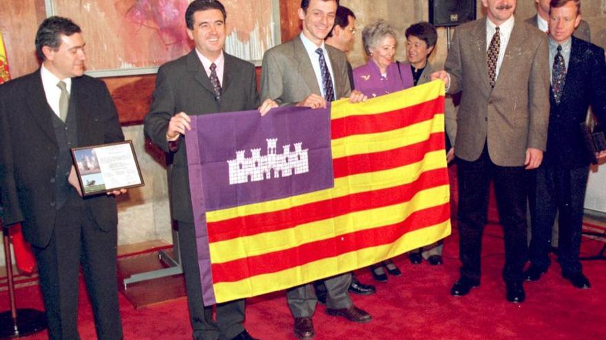 Pedro Duque, el astronauta enamorado de Mallorca que se llevó la bandera al espacio