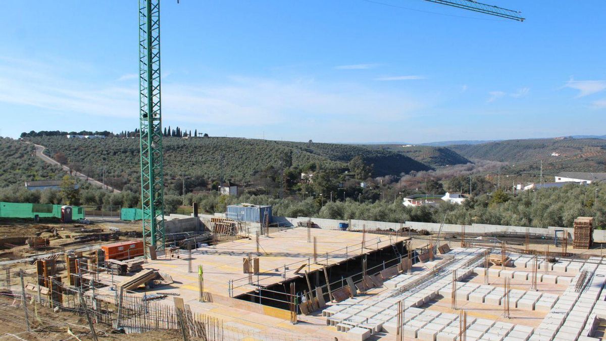 La empresa adjudicataria está acometiendo los trabajos de cimentación del edificio.