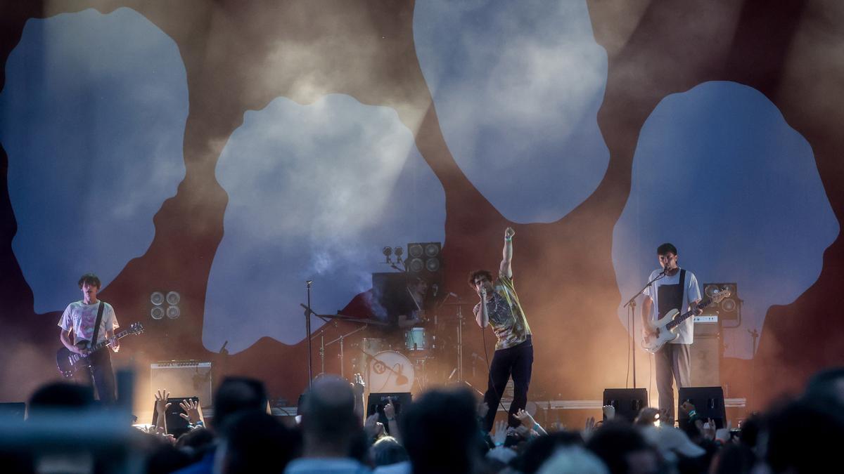 El grupo de música Carolina Durante, durante un concierto en el Festival de Tomavistas, en la Feria de Madrid, Ifema, a 20 de mayo de 2022, en Madrid (España). - ARCHIVO