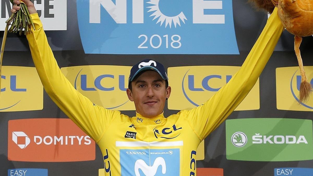 Marc Soler, con el jersey amarillo de ganador de la París Niza.