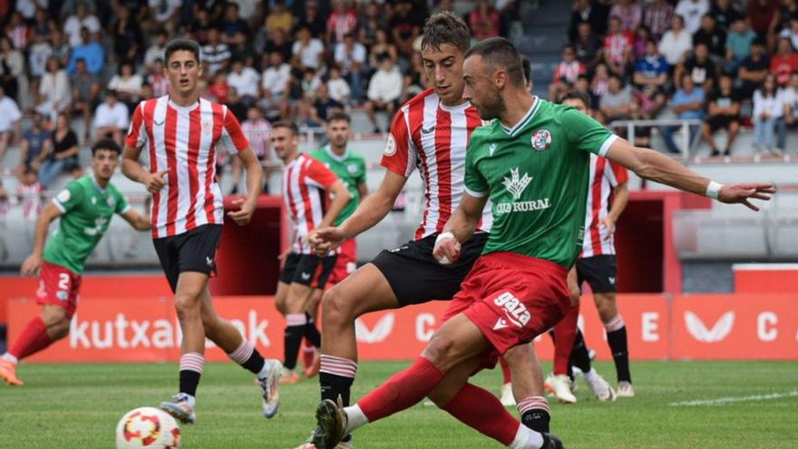 El Zamora CF recibe a la Cultural con las espadas en alto