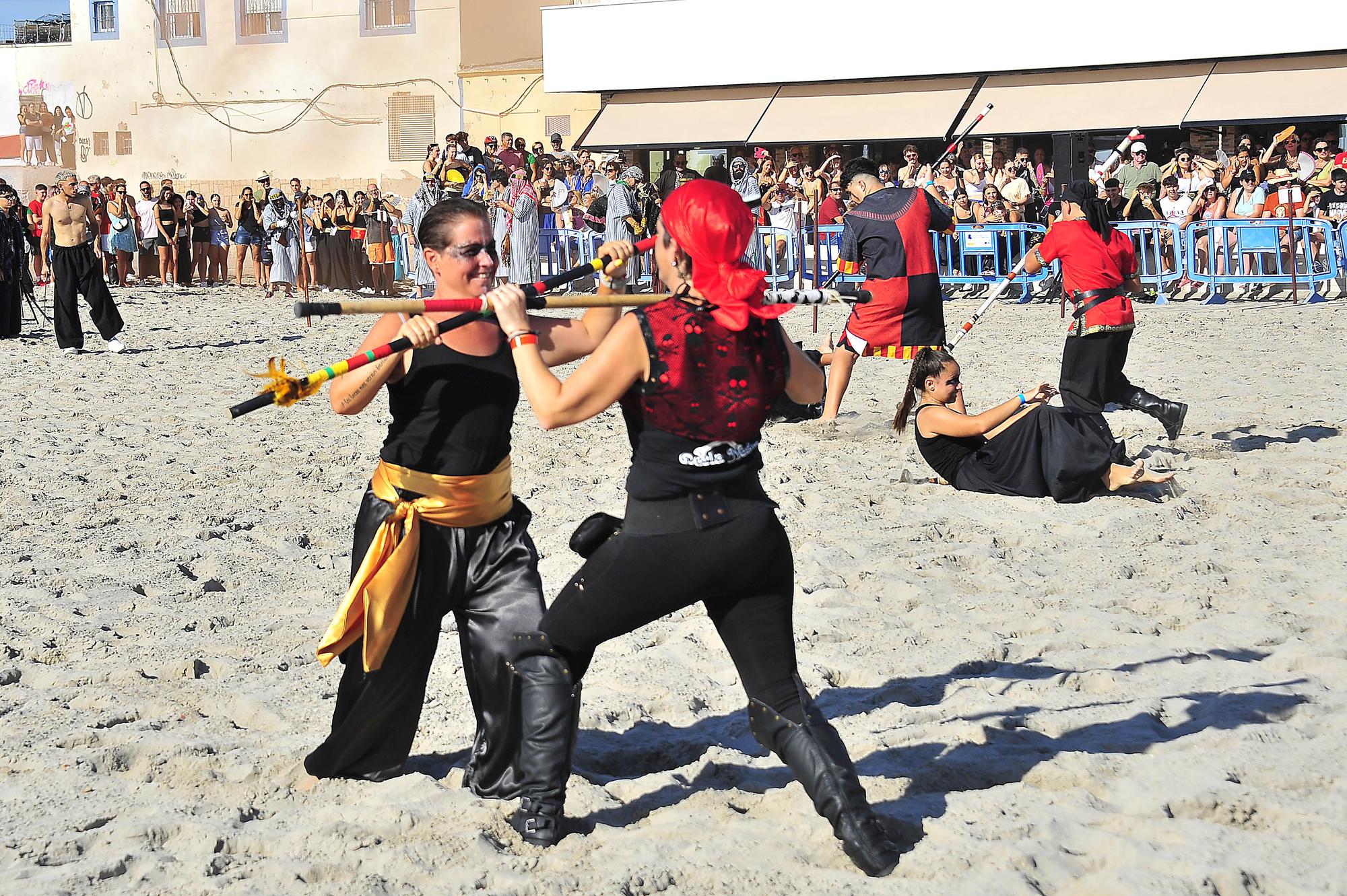 FIESTAS SANTA POLA. Asalto moro en la playa de Levante.