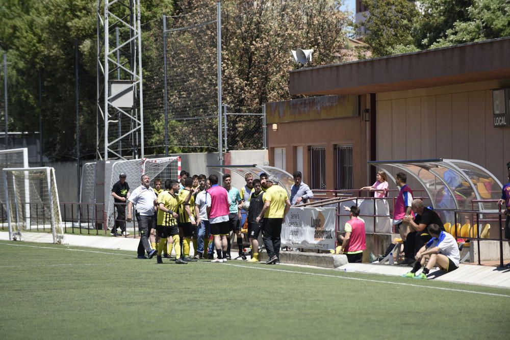 El Navarcles punxa i el Castellnou puja a tercera