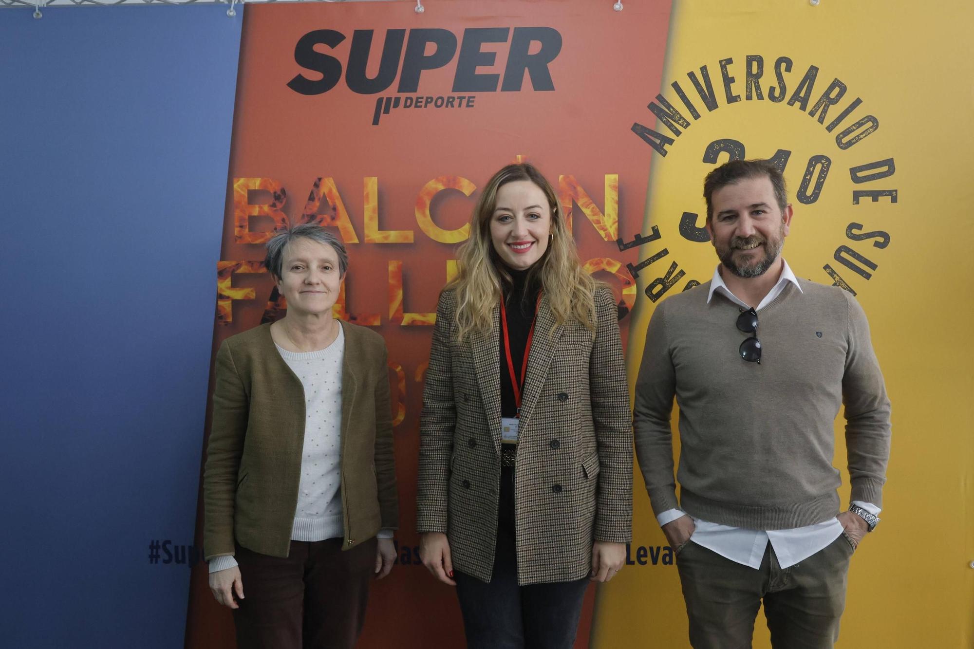 Balcón Fallero de SUPER: La primera mascletà reunió a la familia del deporte valenciano