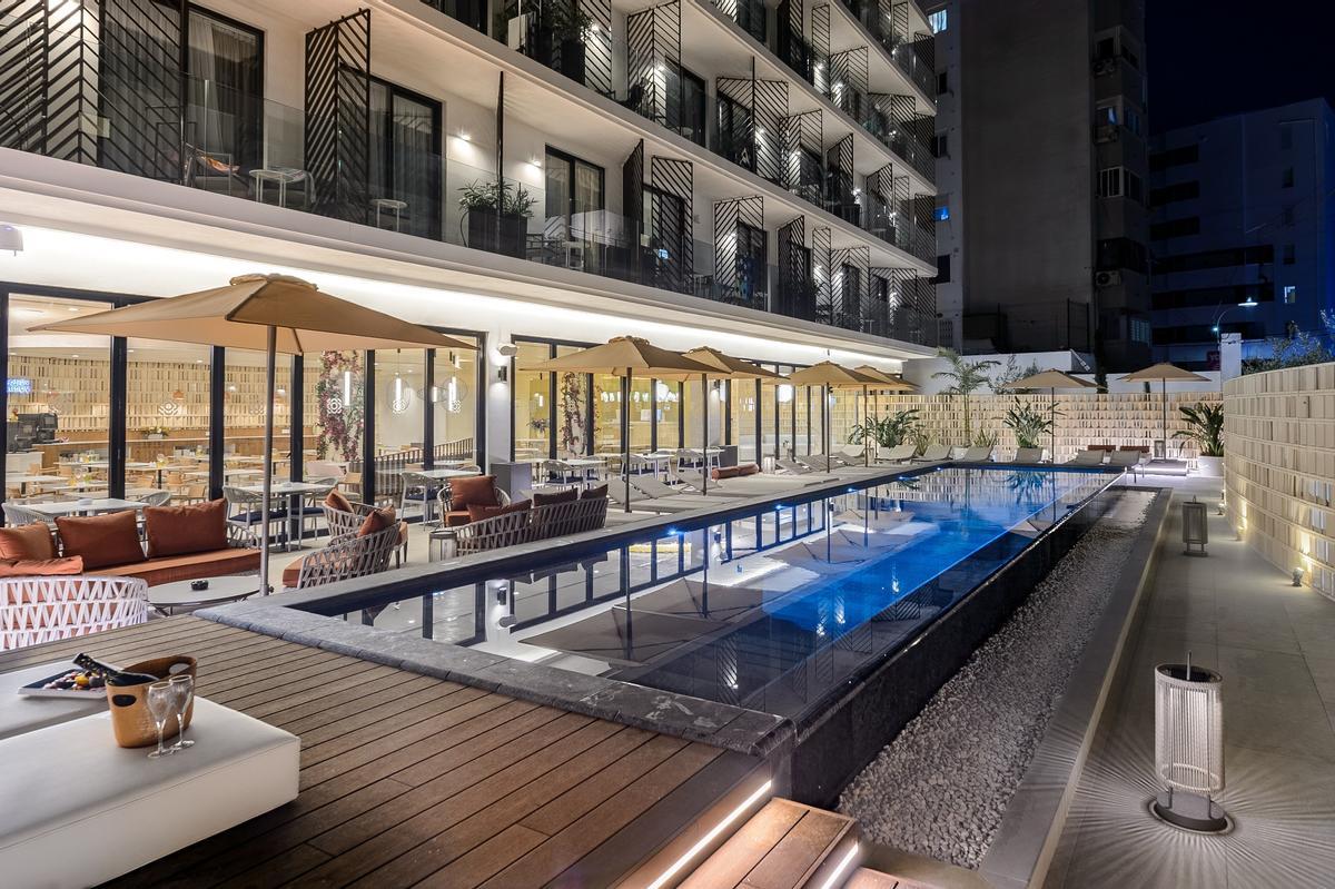 La piscina infinita del nuevo hotel Vibra Yamm.