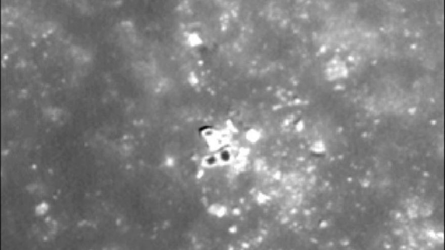 Descubren una misteriosa sustancia lunar con sorprendentes propiedades magnéticas y reflectantes