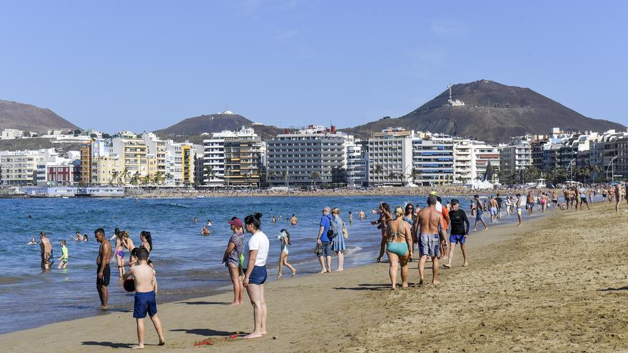 Las estaciones inteligentes  llegan a Las Canteras, Las Alcaravaneras y La Laja