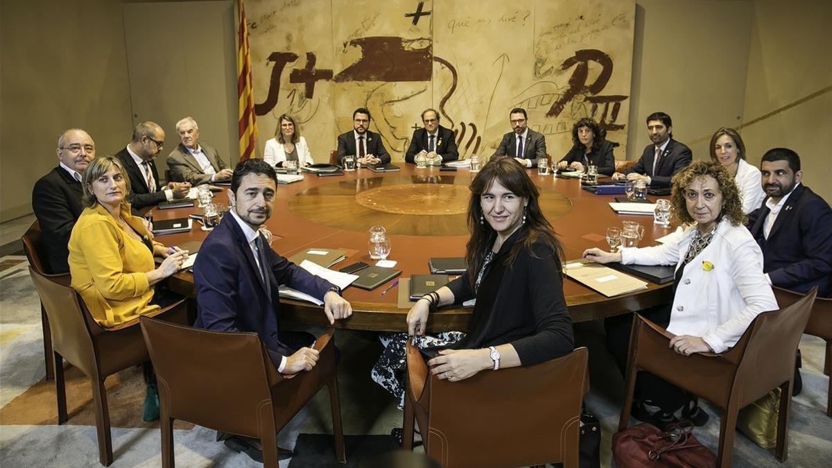 Reunión de Govern en el Palau de la Generalitat, presidido por Quim Torra.