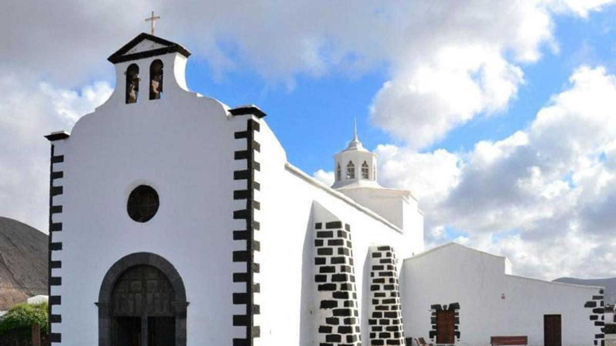 Imagen del Santuario de Nuestra Señora de los Dolores en Tinajo, Lanzarote.