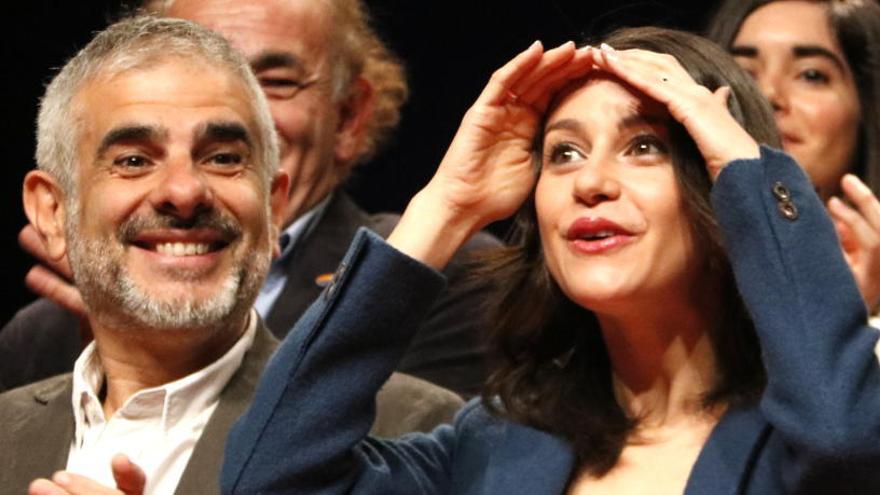 La cap de llista de Cs, Inés Arrimadas, i el candidat Carlos Carrizosa