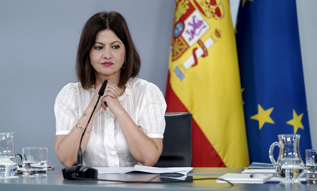 La ministra de Juventud e Infancia, Sira Rego, este martes, tras el Consejo de Ministros.