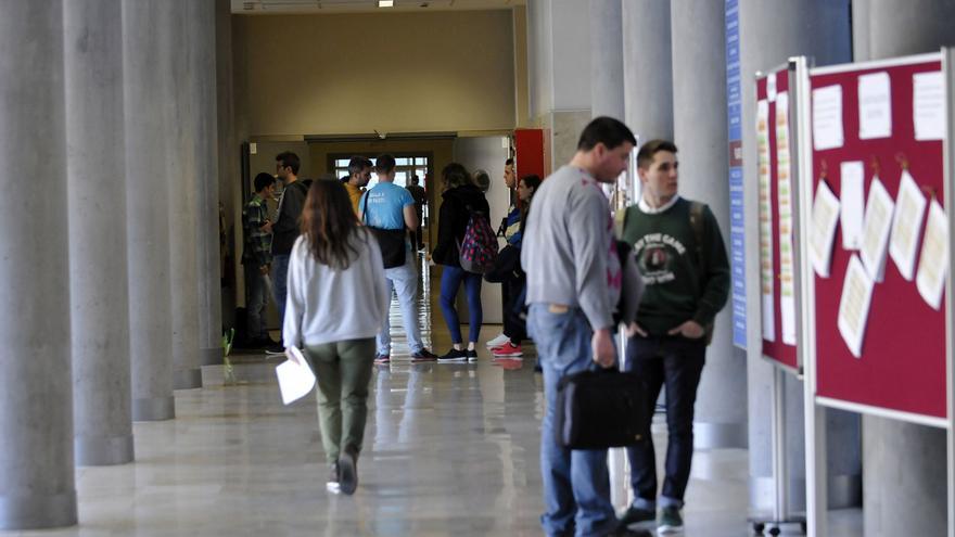 Baja el índice de abandono y los aprobados rozan el 80%: radiografía de los estudios en la Politécnica de Mieres