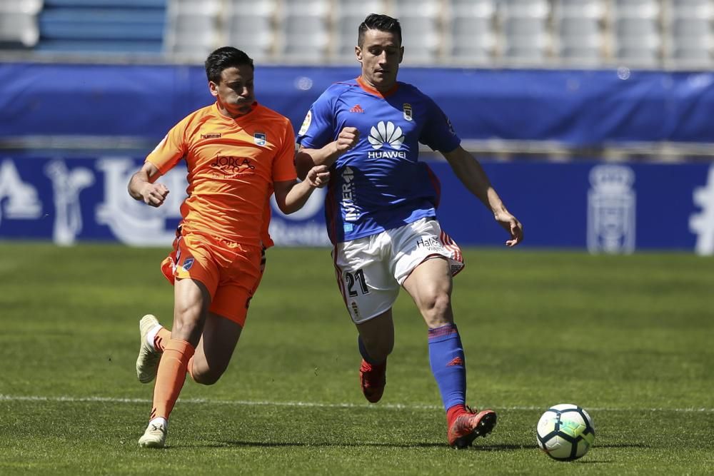 El partido entre el Real Oviedo y el Lorca, en imágenes