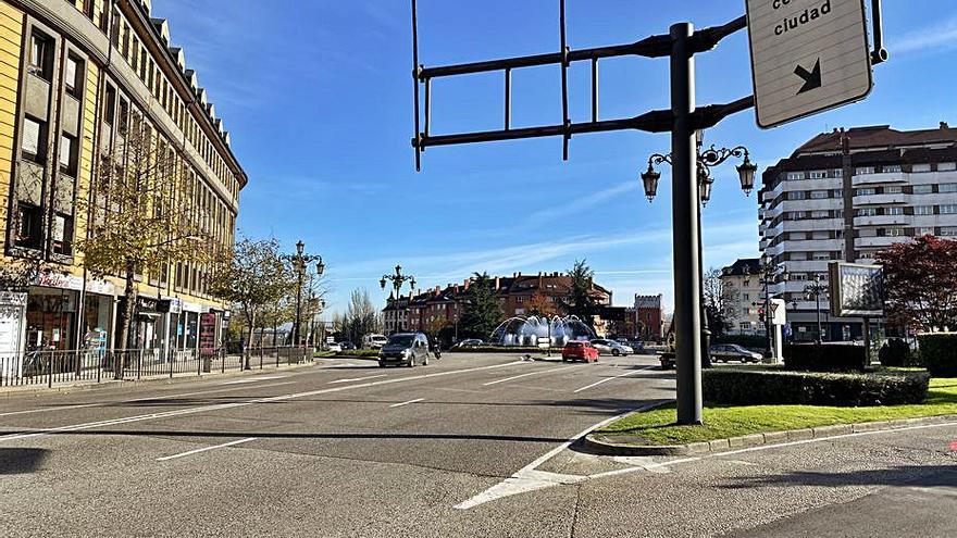 Obras en la glorieta de la Cruz Roja |