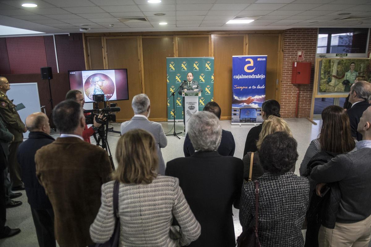 GALERÍA | Así fue la entrega de premios del concurso nacional 'La mujer Guardia Civil' en la Comandancia de Cáceres