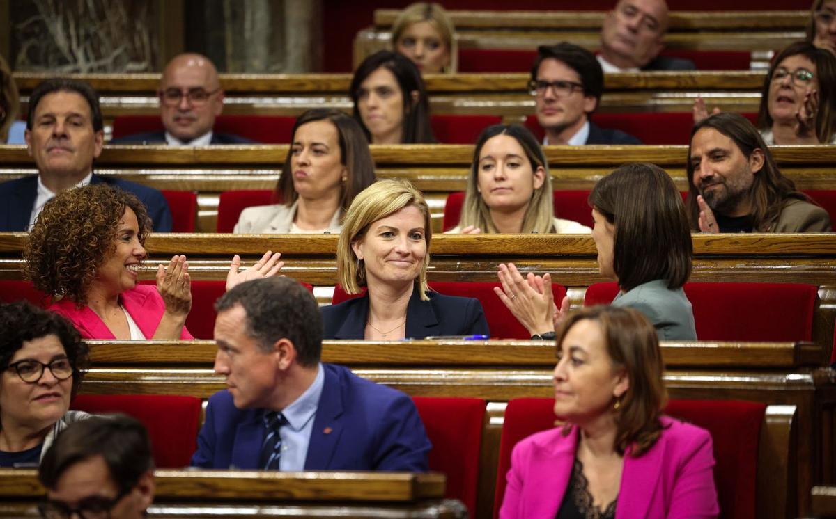 La nova legislatura a Catalunya manté la paritat rècord del 2021