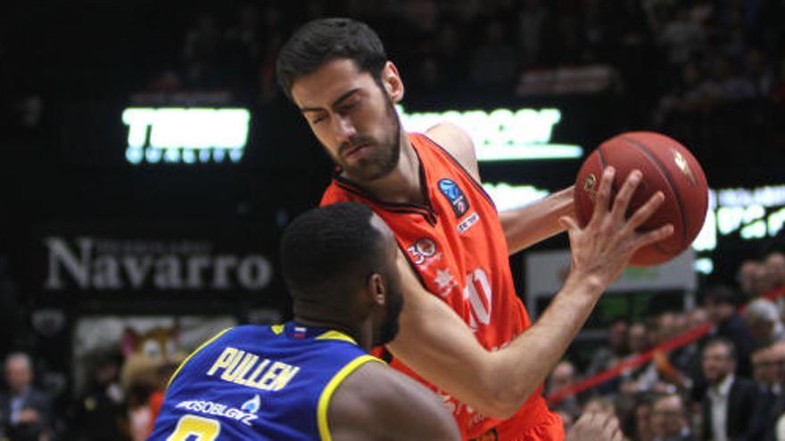 Joan Sastre durante el partido de Eurocup contra el Khimki en La Fonteta